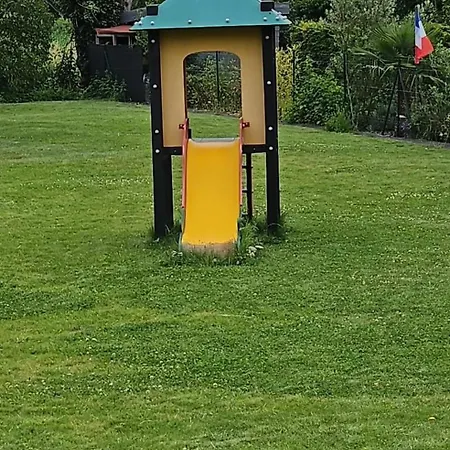 Au Bord De L'eau *